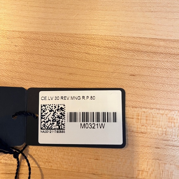 Louis Vuitton 30mm Reversible Belt - Picture 4 of 5